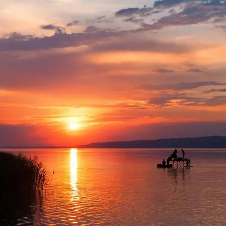 Homes In 48114 * Balatonmáriafürdő